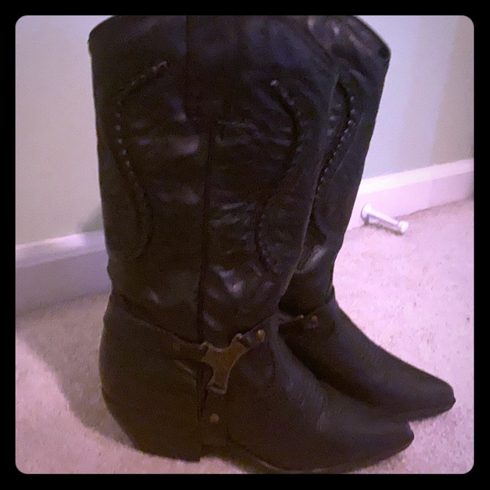 Maine Woods black cowboy boots
